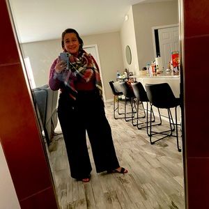 Meet your Posher, Chelly